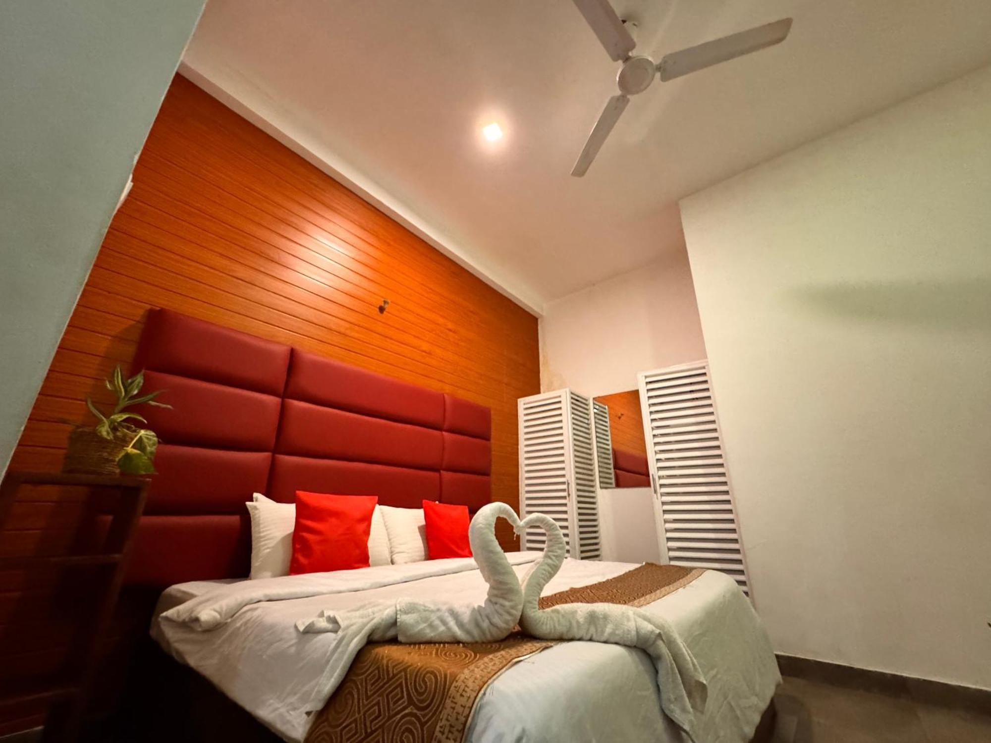 Airport Transit Kings Hotel Katunayaka Luaran gambar